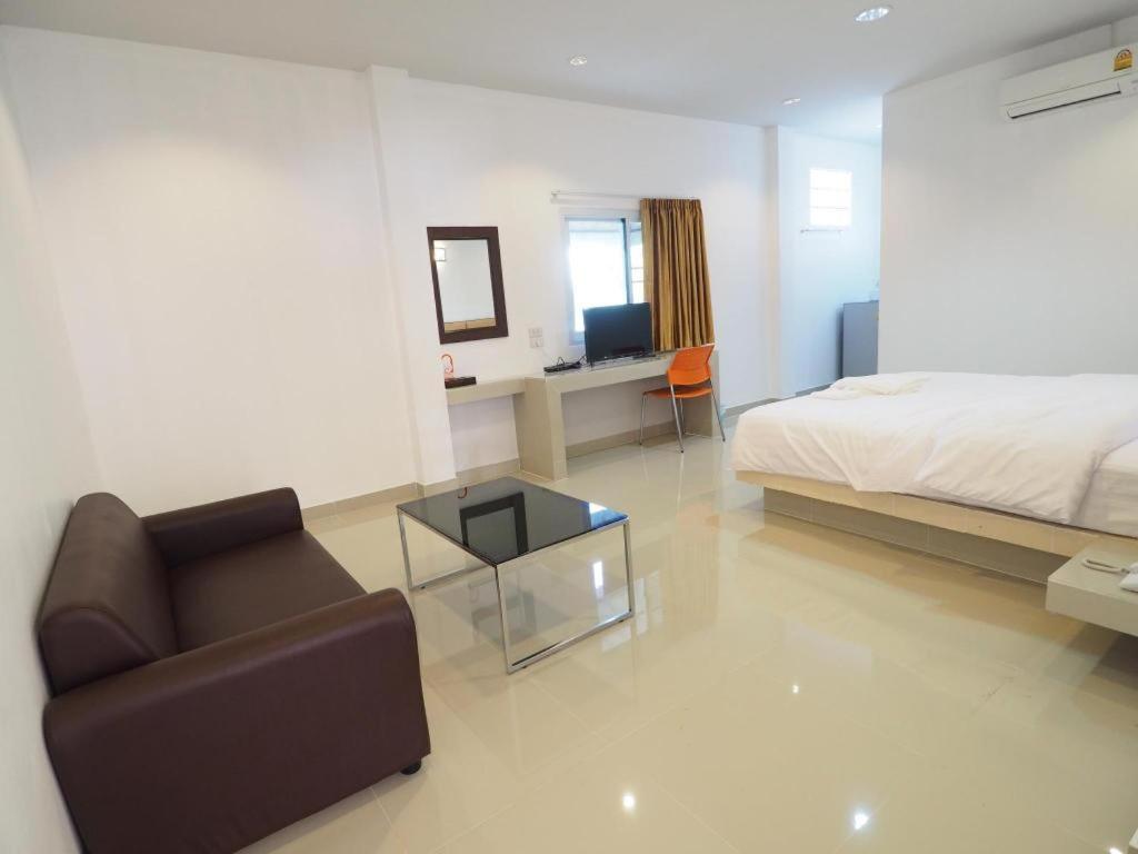 The Phant Hotel Surin Buitenkant foto