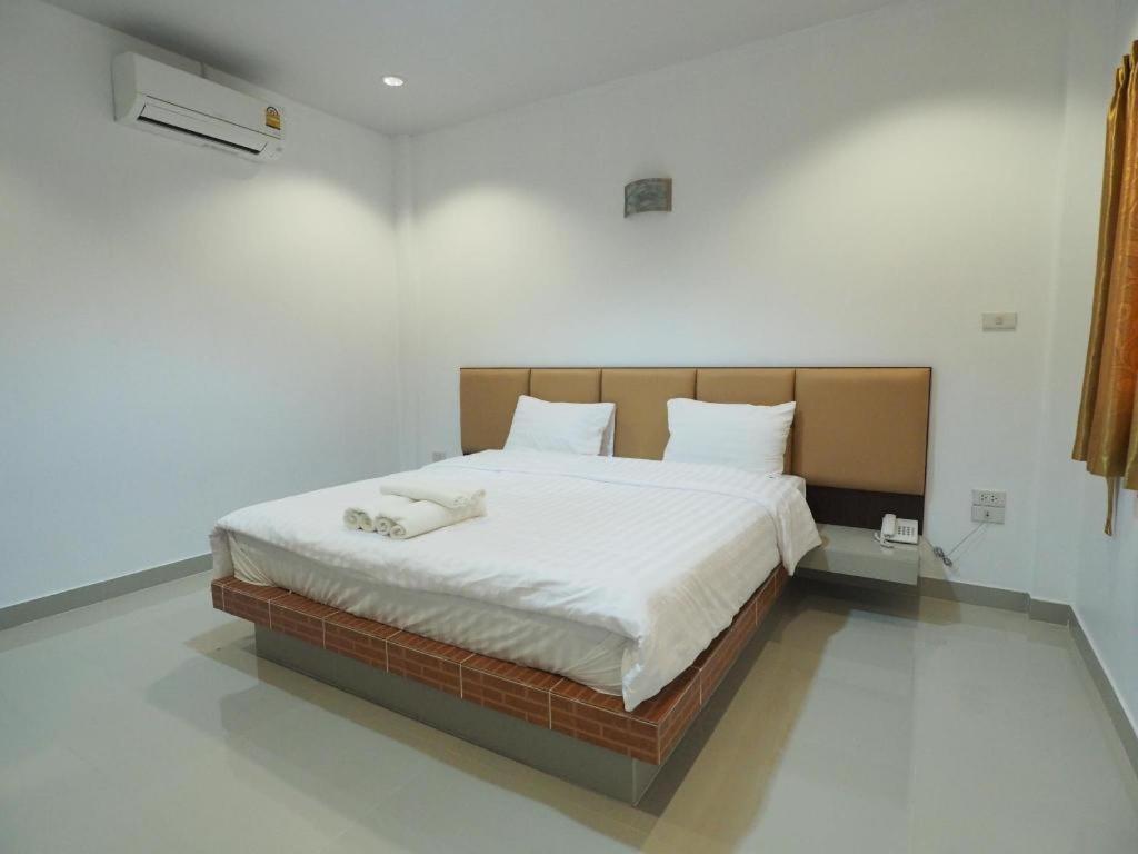 The Phant Hotel Surin Buitenkant foto